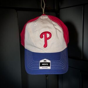 2017 NWT Genuine Merchandise Philies Baseball Adjustable Back Hat Cap
